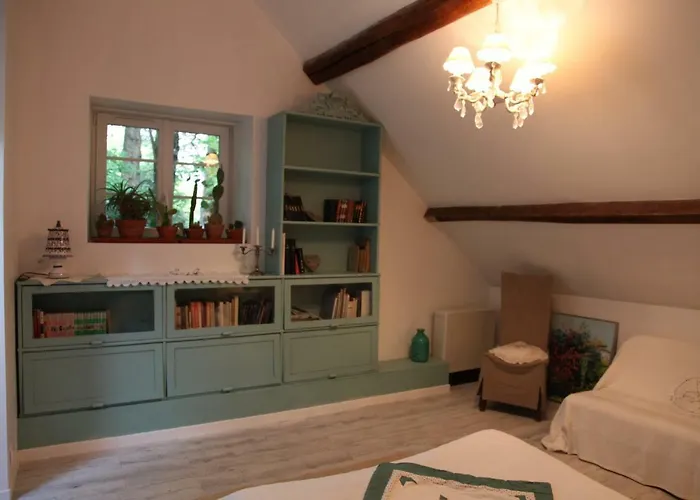 Hameau Des Gres Paley